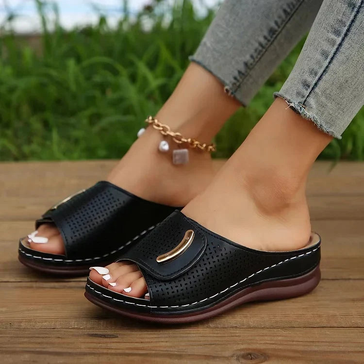 Joanna – Klasične Urbane Sandale