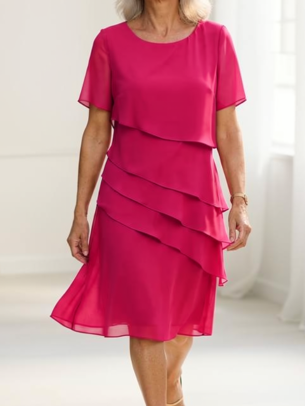 Linda | Elegantna in Udobna Obleka z Volančki