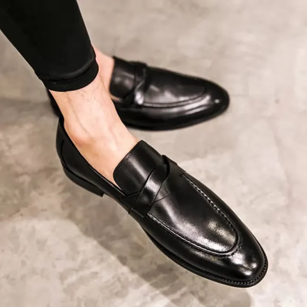 Elegantes mocasines de cuero