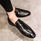 Elegantes mocasines de cuero