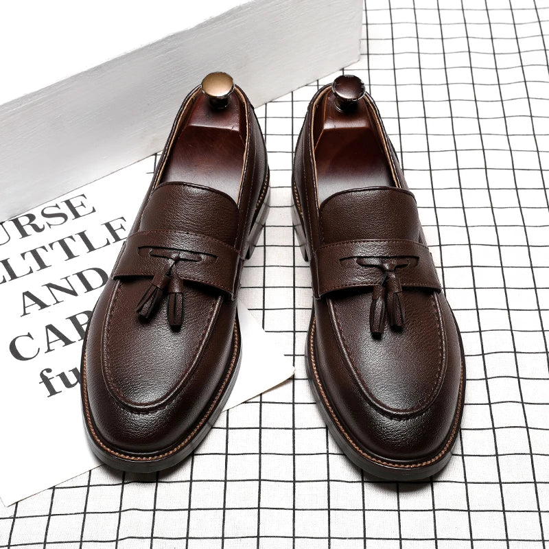 Elegantes mocasines de cuero