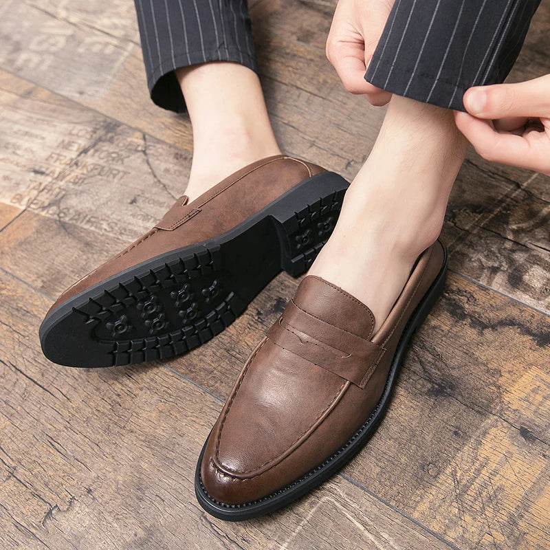 Elegantes mocasines de cuero