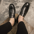 Elegantes mocasines de cuero
