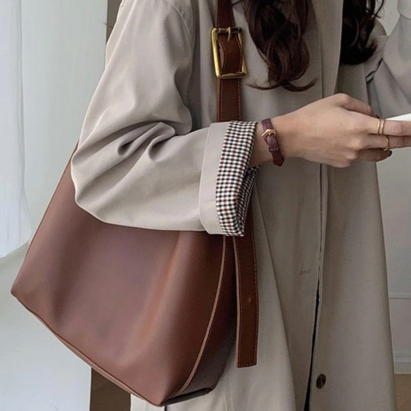 Amelie™ | Eleganten usnjen nahrbtnik
