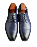 Zapatos de vestir de cuero elegantes