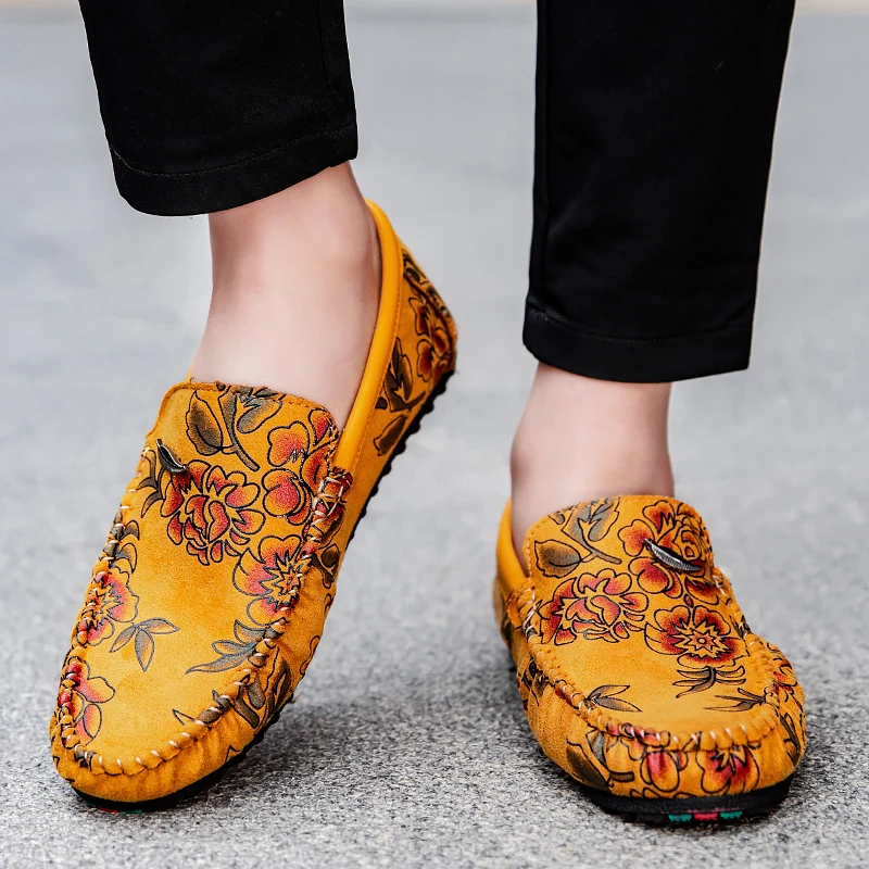 Mocasines de cuero con flores