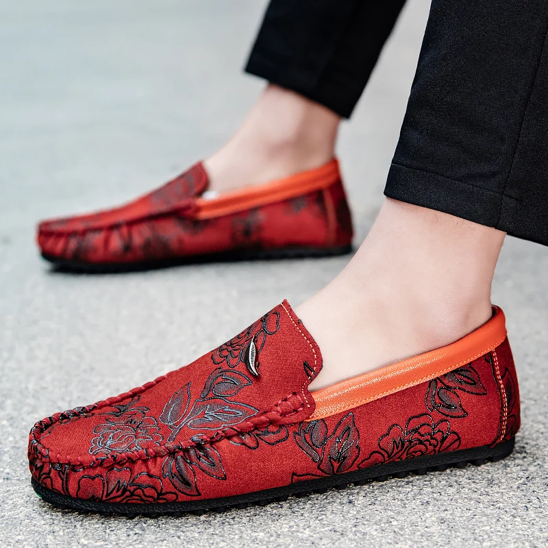Mocasines de cuero con flores