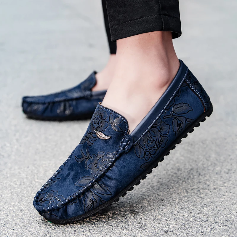 Mocasines de cuero con flores