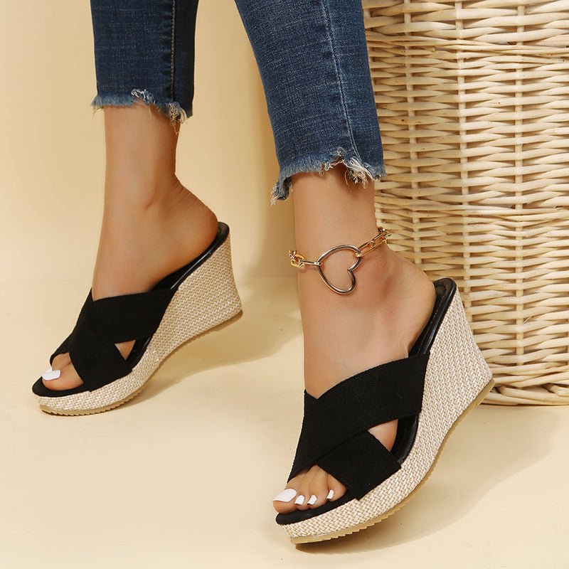 Carla – Ohlapne sandale na peto
