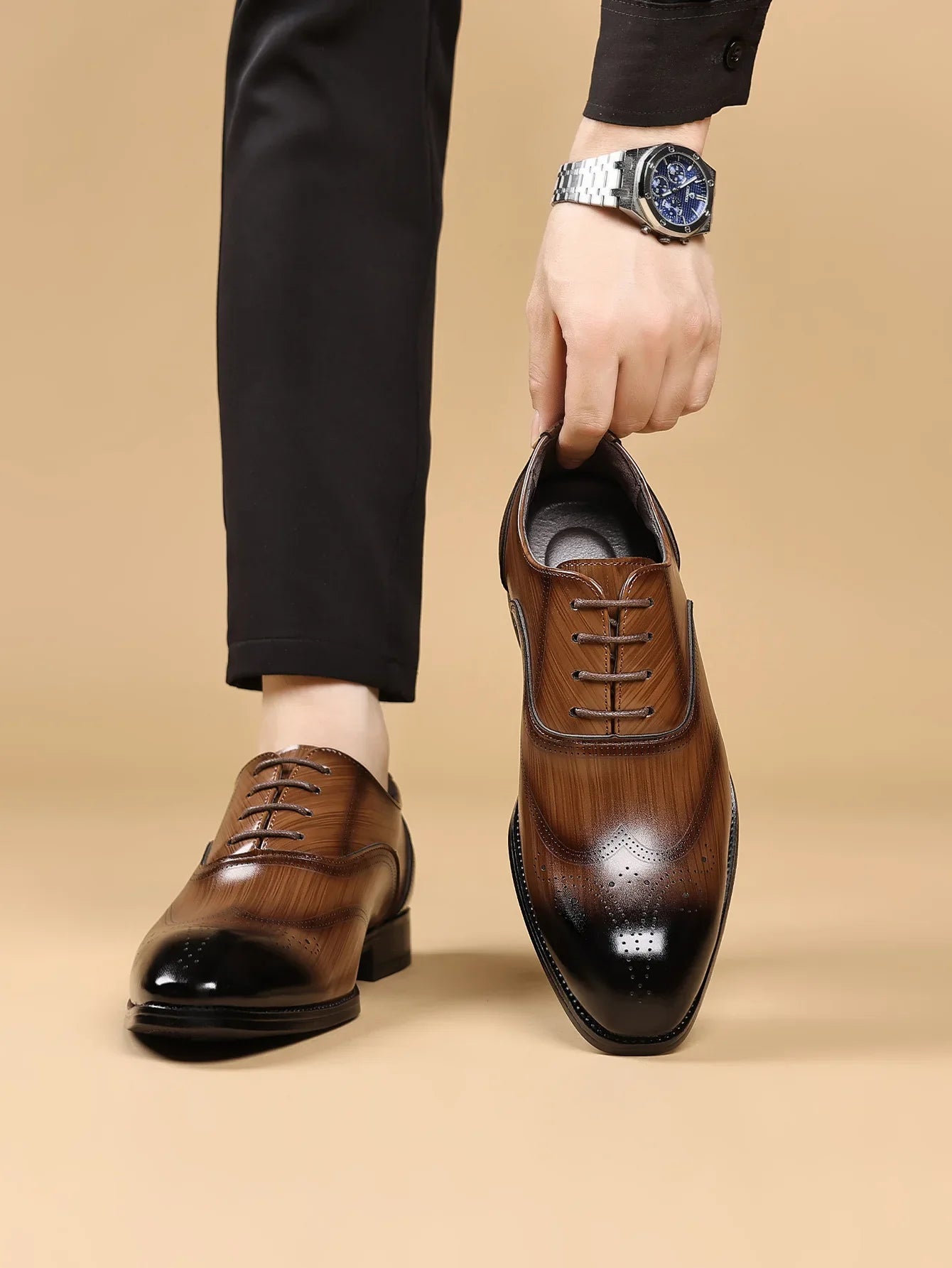 Zapatos de boda de cuero elegantes