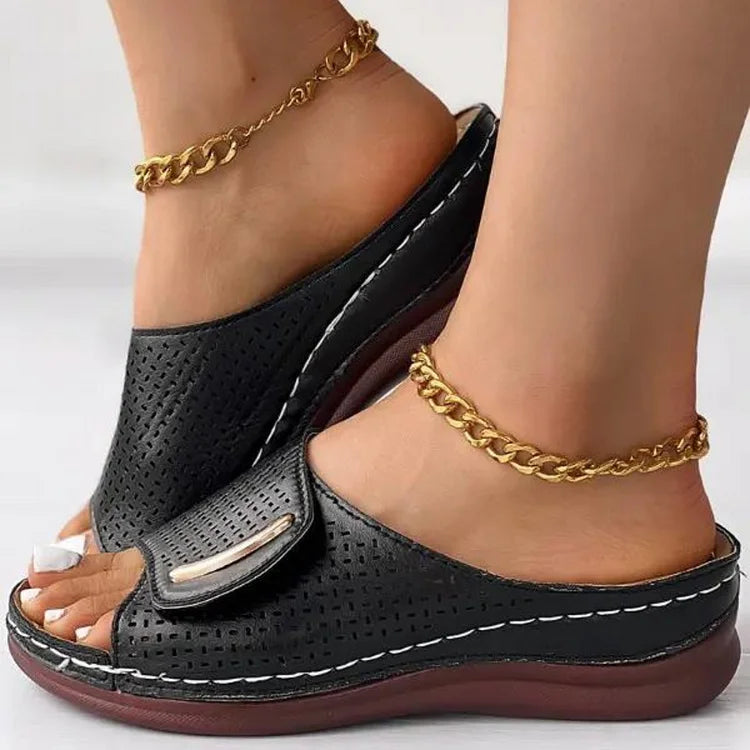 Joanna – Klasične Urbane Sandale