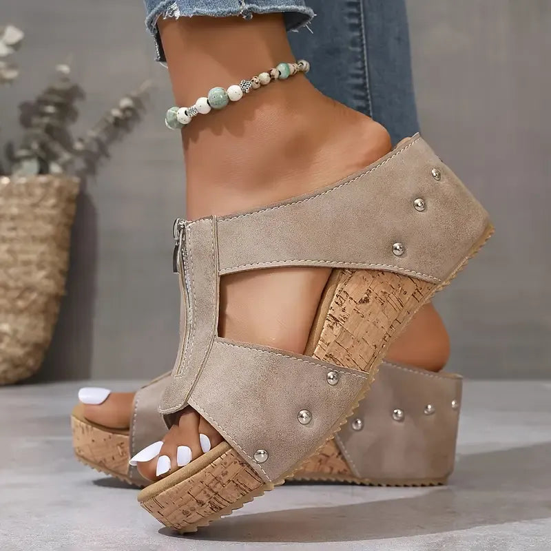 Gigi - Elegantne sandale na peto